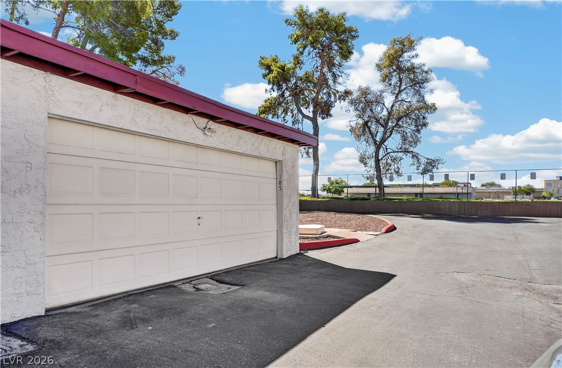 185 Pecos Way 6 Las Vegas NV 89121