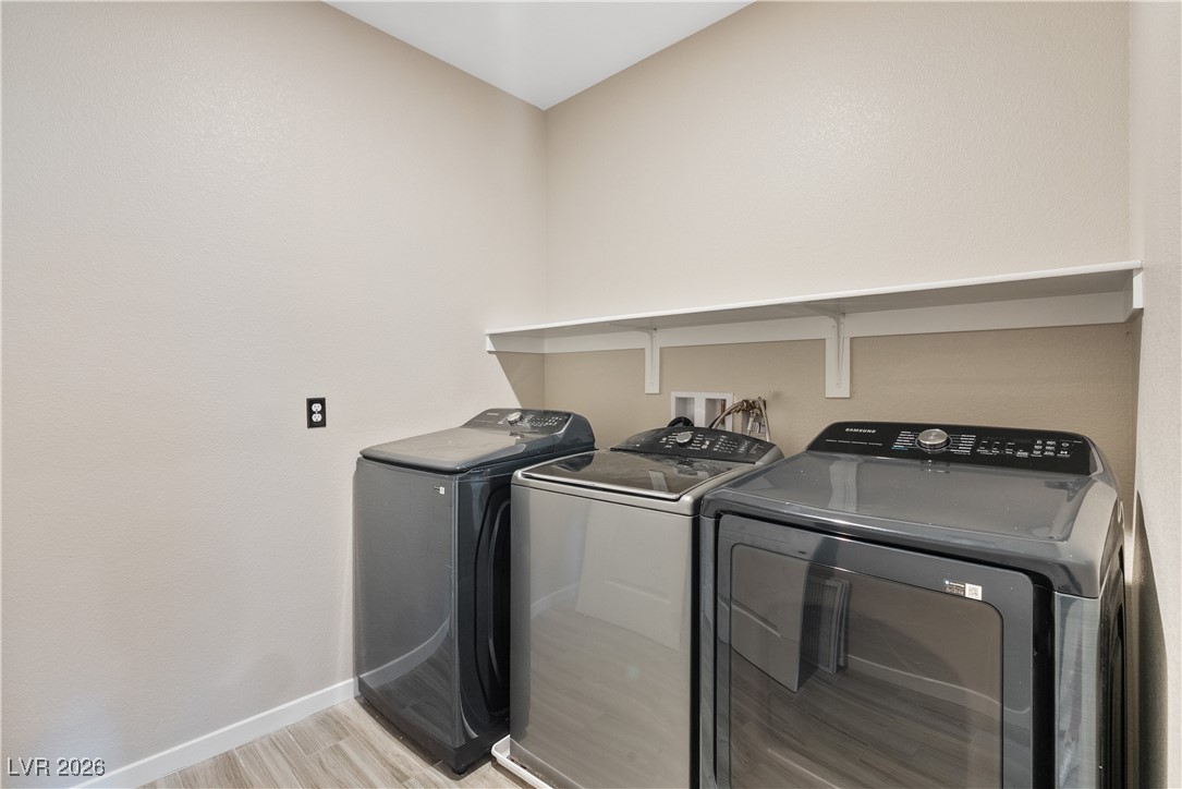 9710 Hiking Avenue Las Vegas NV 89166