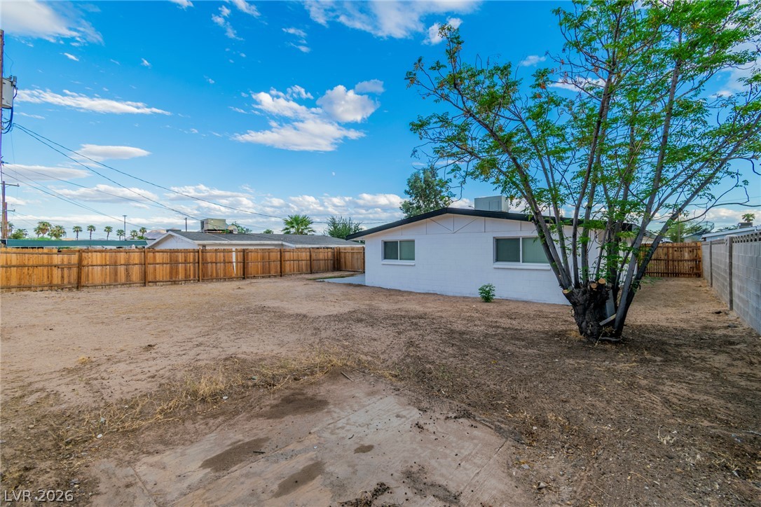 1604 Basswood Avenue North Las Vegas NV 89030