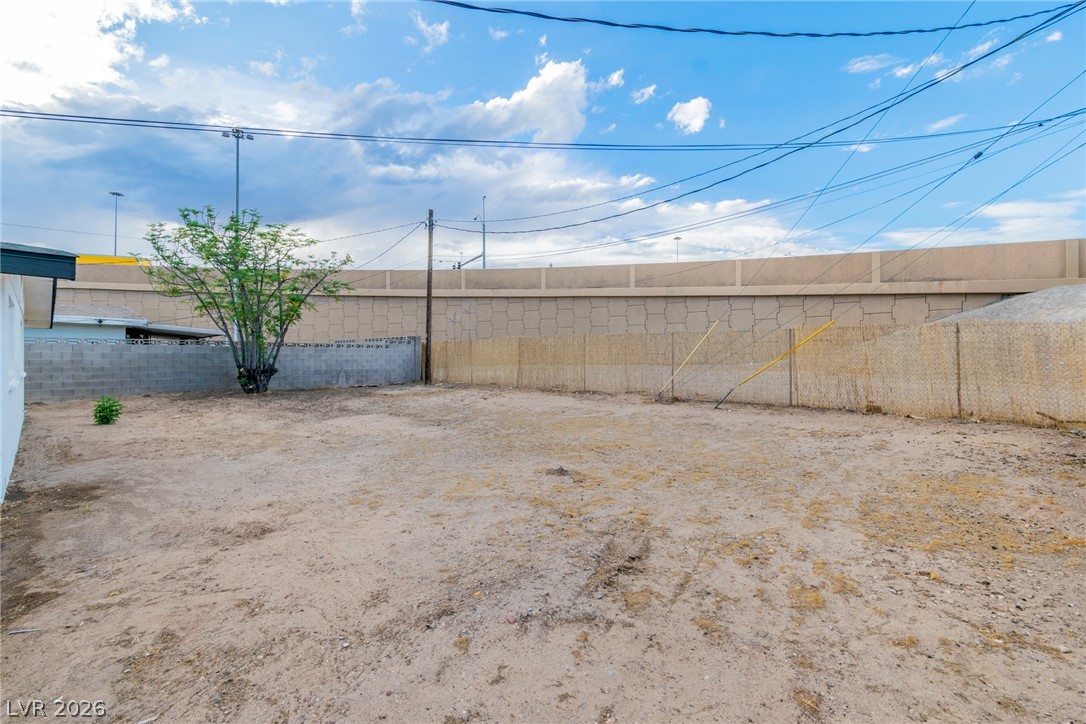 1604 Basswood Avenue North Las Vegas NV 89030