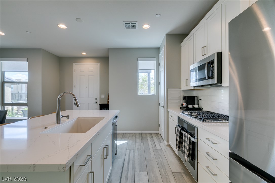 11755 Emerald Lake Avenue Las Vegas NV 89138