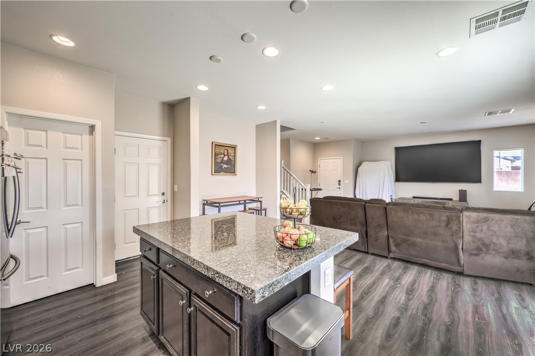 8025 Ancient Oaks Avenue Las Vegas NV 89113