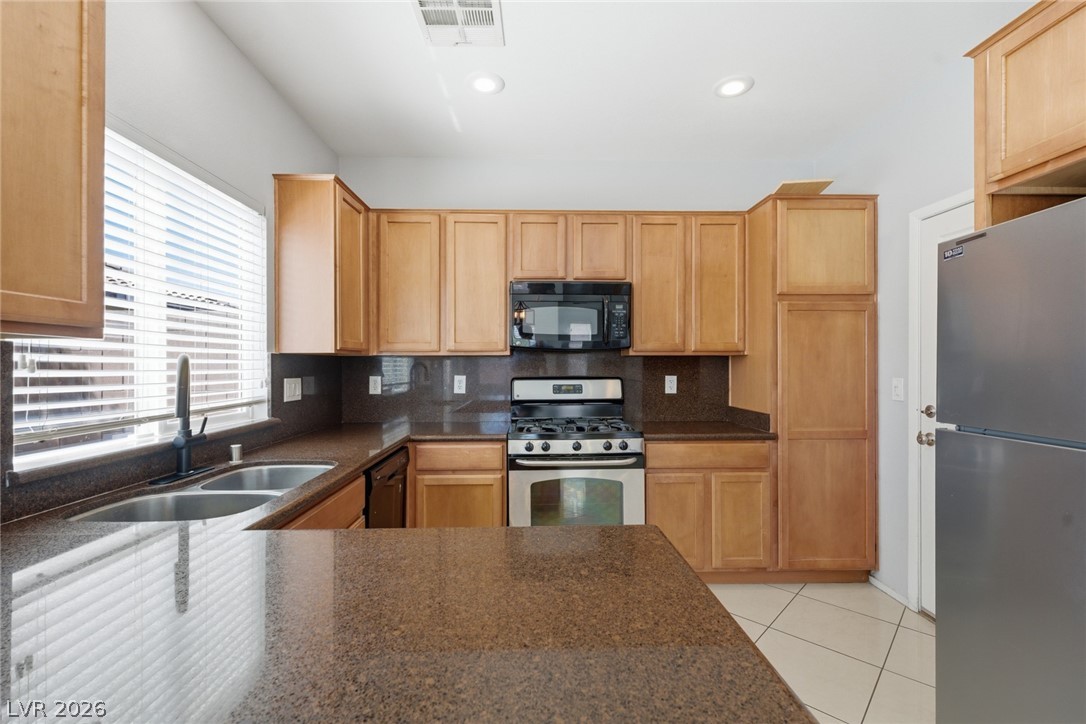8801 Cavern Peak Drive Las Vegas NV 89178