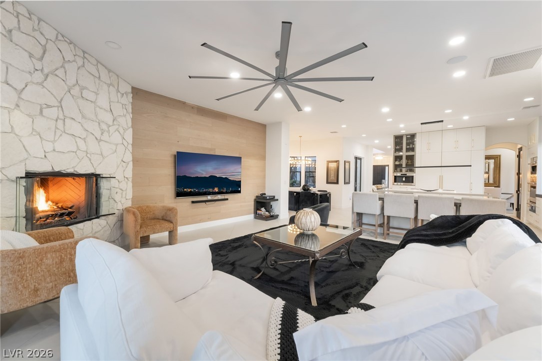 9736 Verlaine Court Las Vegas NV 89145