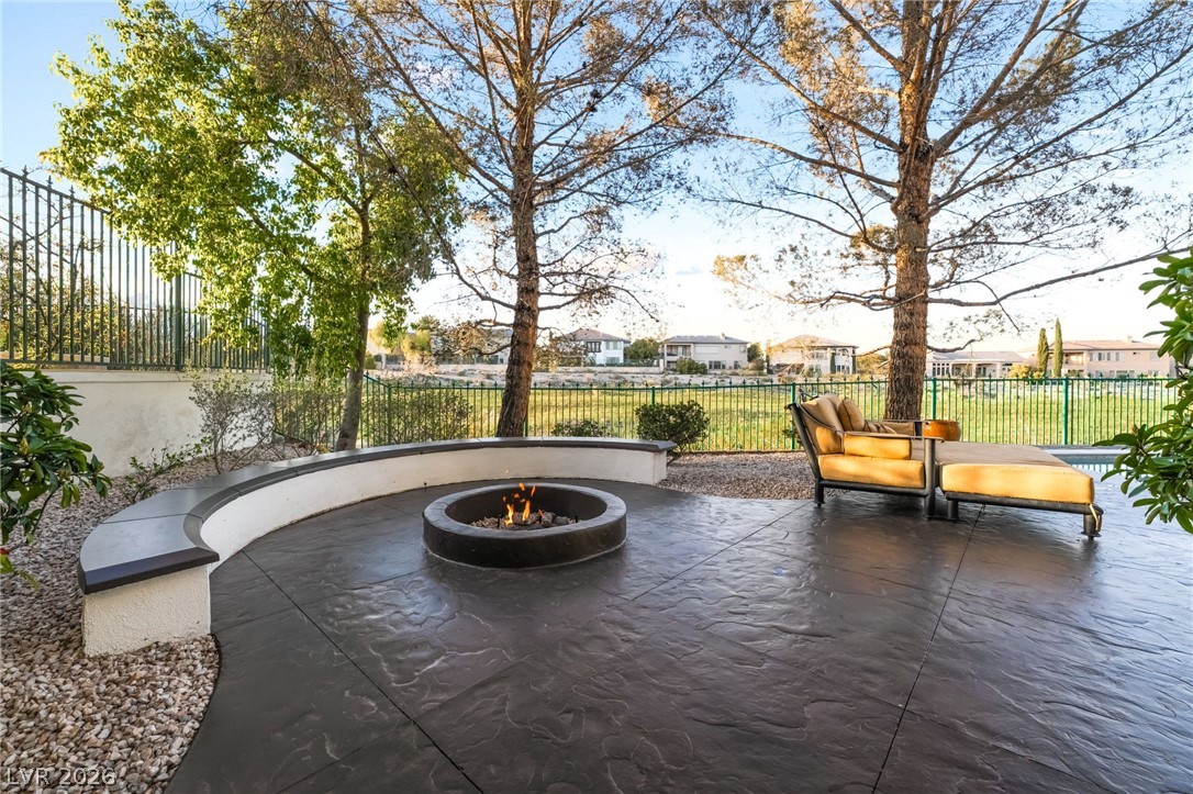 9736 Verlaine Court Las Vegas NV 89145