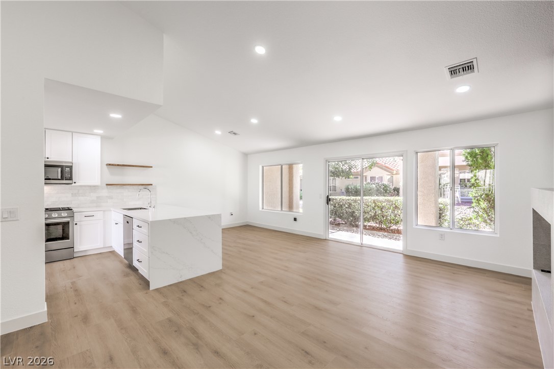 9021 Faircrest Drive Las Vegas NV 89134