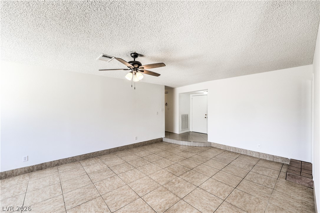 4462 Newton Drive Las Vegas NV 89121