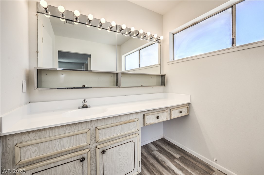 4462 Newton Drive Las Vegas NV 89121