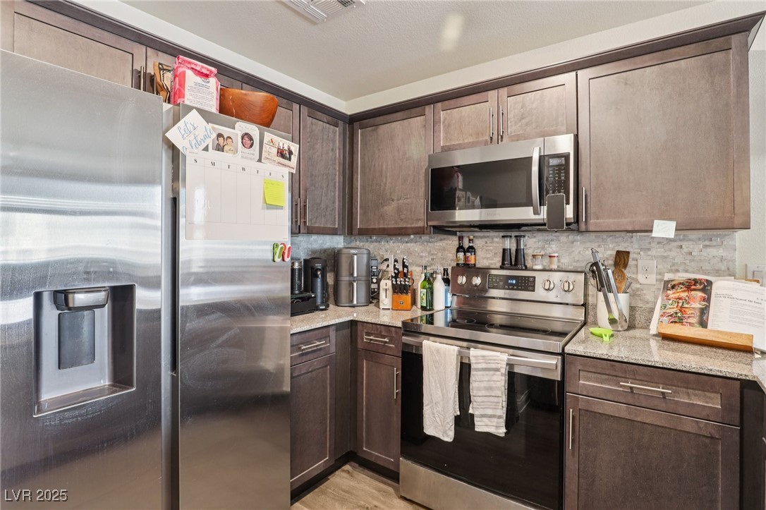 2594 Canary Yellow Court North Las Vegas NV 89086