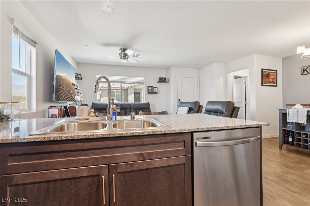 2594 Canary Yellow Court North Las Vegas NV 89086