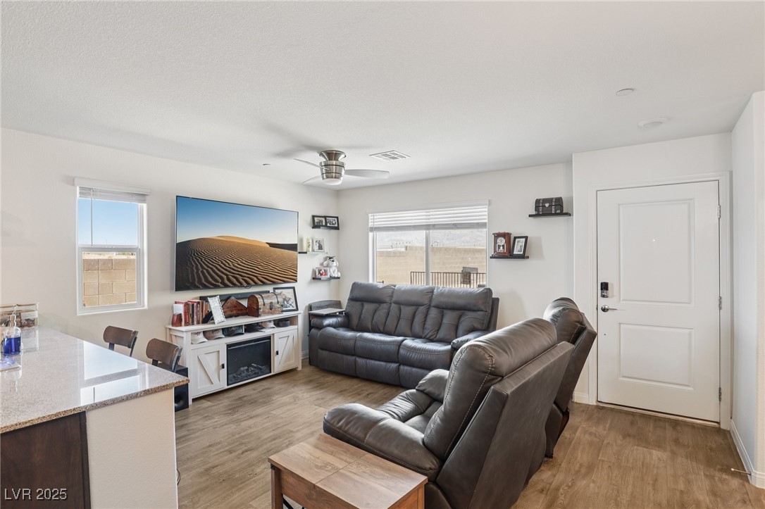 2594 Canary Yellow Court North Las Vegas NV 89086