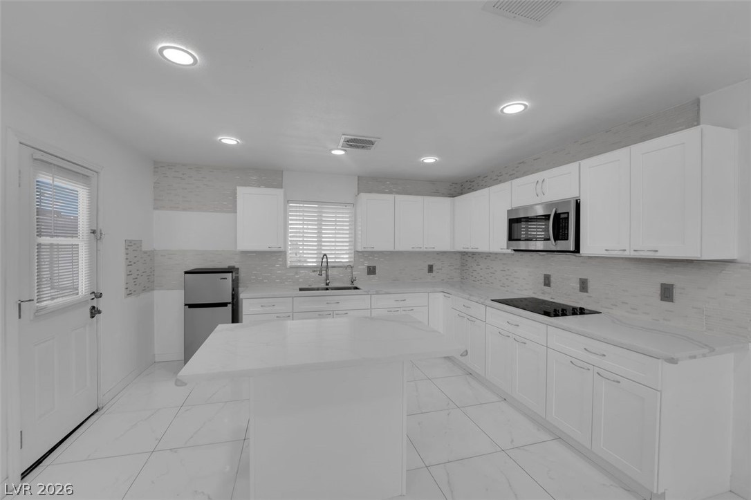 5856 Thurgood Avenue Las Vegas NV 89122