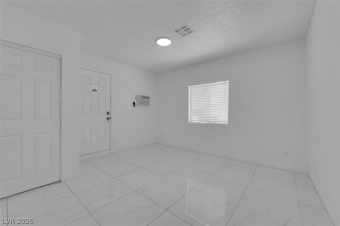 5856 Thurgood Avenue Las Vegas NV 89122