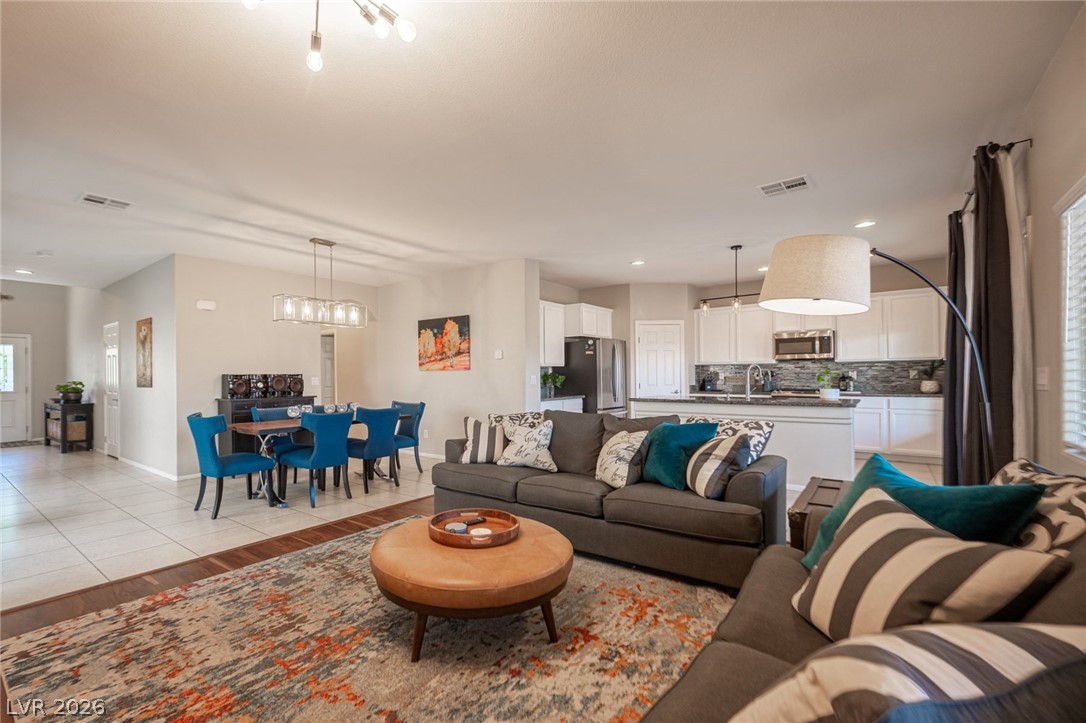 9226 Apollo Heights Avenue Las Vegas NV 89149