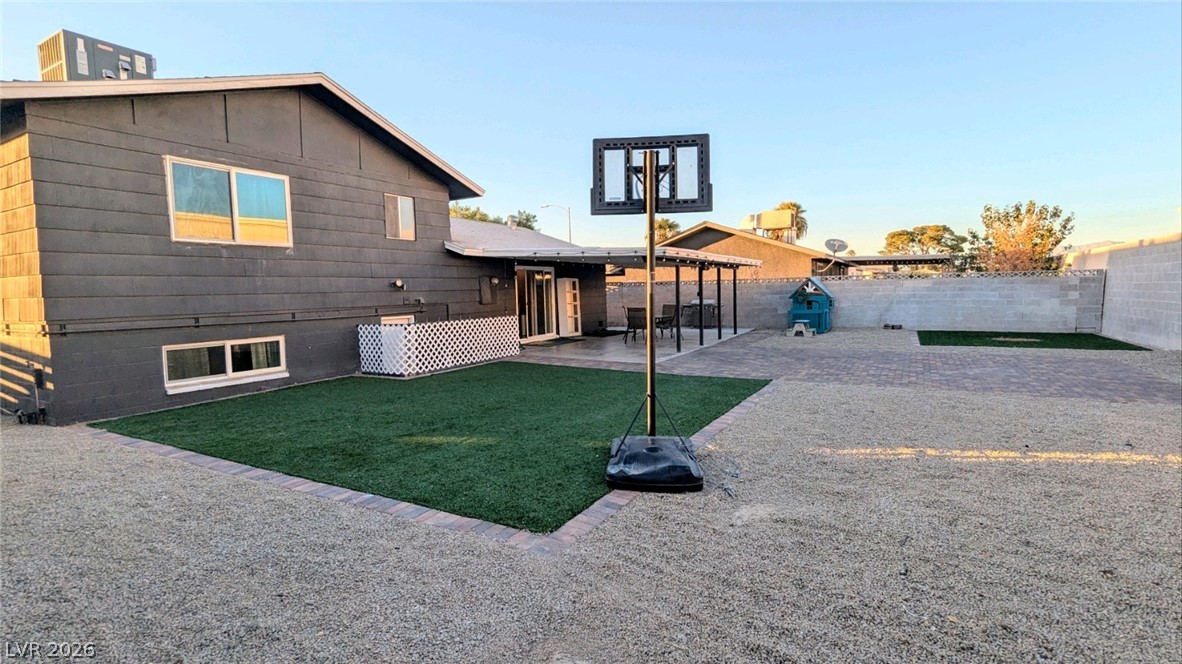 813 Cline Street Las Vegas NV 89145