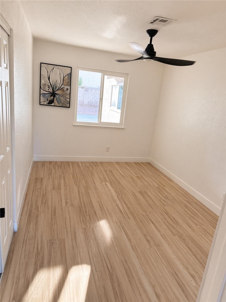 864 Parkhurst Street Las Vegas NV 89110