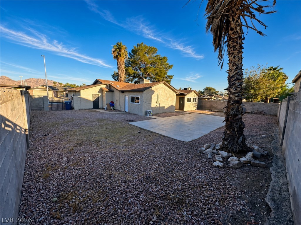 864 Parkhurst Street Las Vegas NV 89110