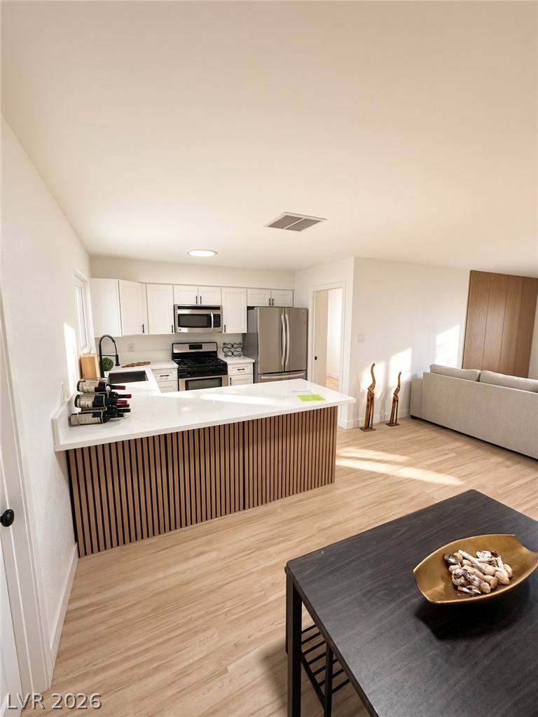 864 Parkhurst Street Las Vegas NV 89110