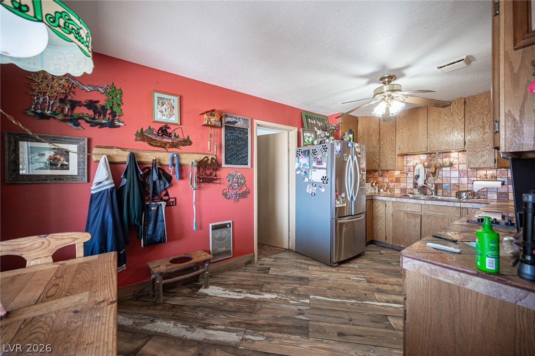1106 East Athens Avenue Henderson NV 89015