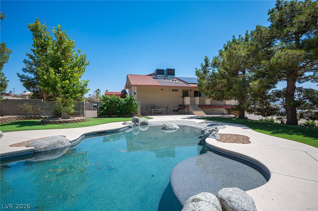 1106 East Athens Avenue Henderson NV 89015