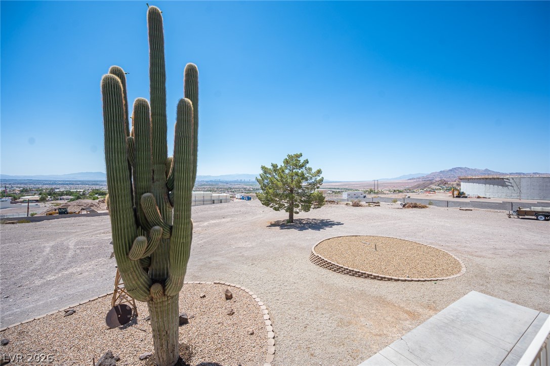 1106 East Athens Avenue Henderson NV 89015