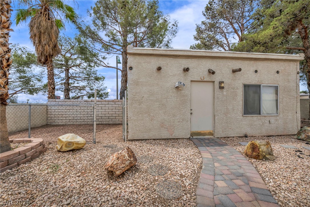 8601 Freeport Lane Las Vegas NV 89117