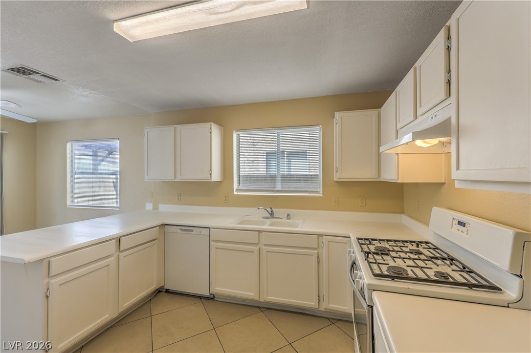 3921 Sir Payne Court Las Vegas NV 89104