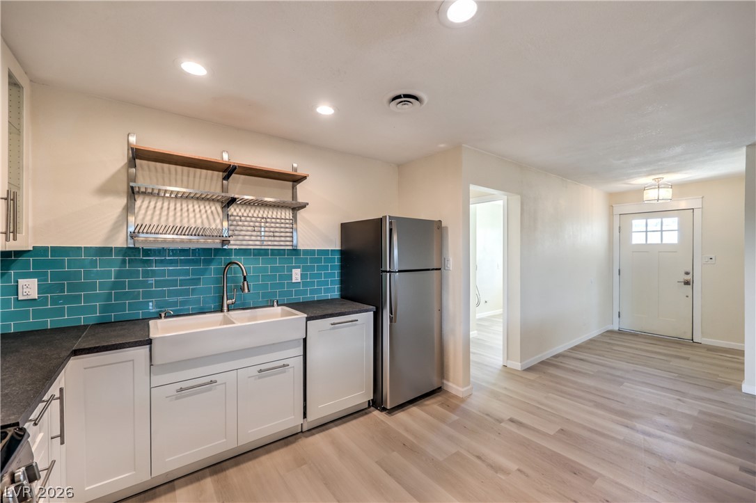 5329 Westleigh Avenue Las Vegas NV 89146