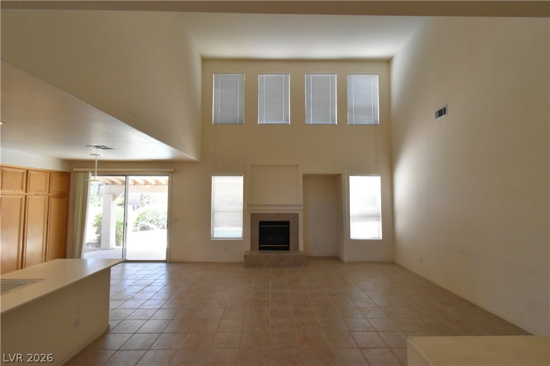 9243 Snow Flower Avenue Las Vegas NV 89147