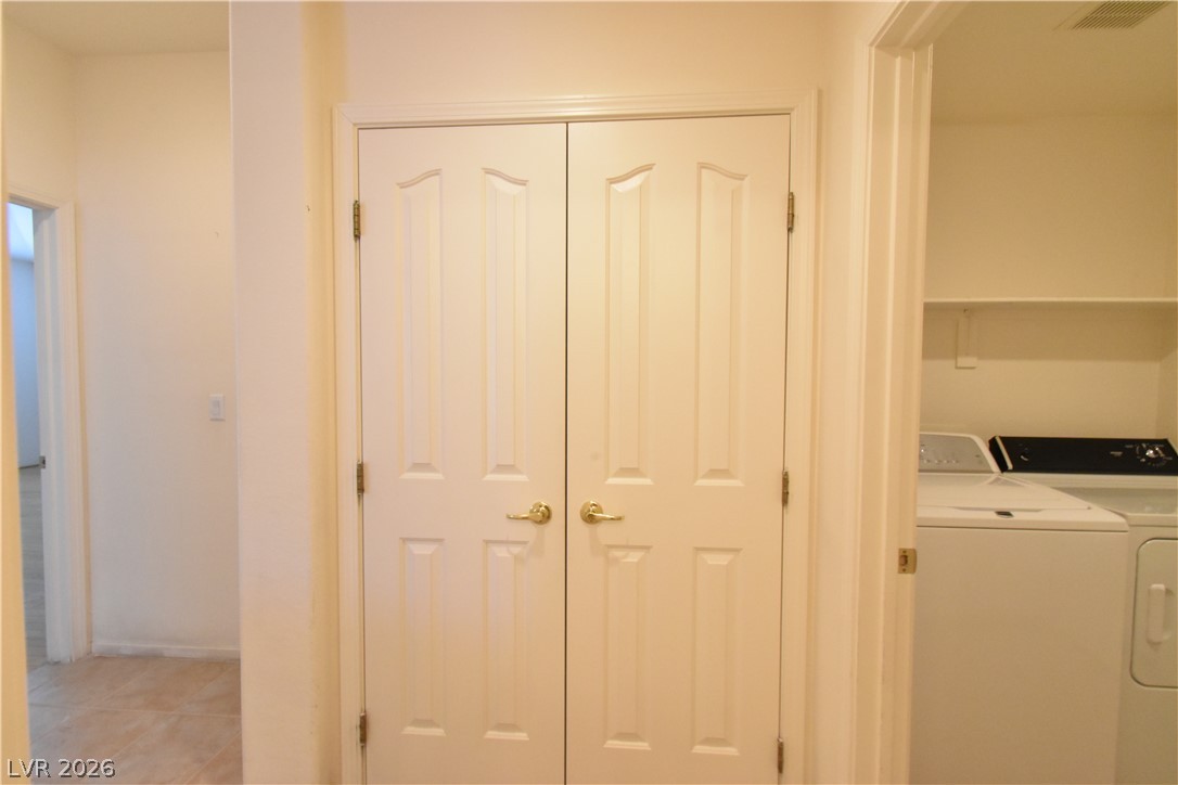 9243 Snow Flower Avenue Las Vegas NV 89147