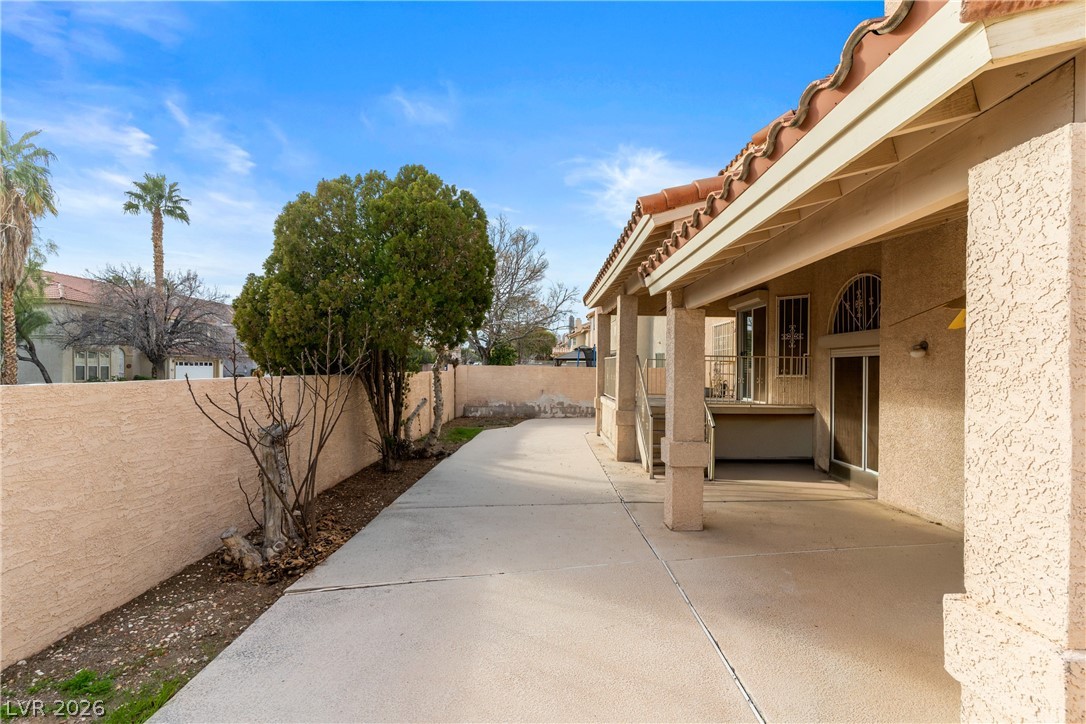 9591 Stoney Creek Drive Las Vegas NV 89117