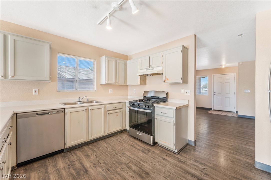 2306 Glastonbury Thorn Street North Las Vegas NV 89032