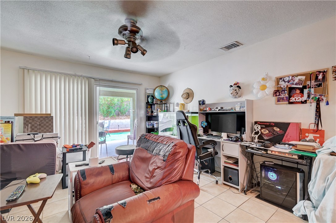 4131 Brighthill Avenue Las Vegas NV 89121