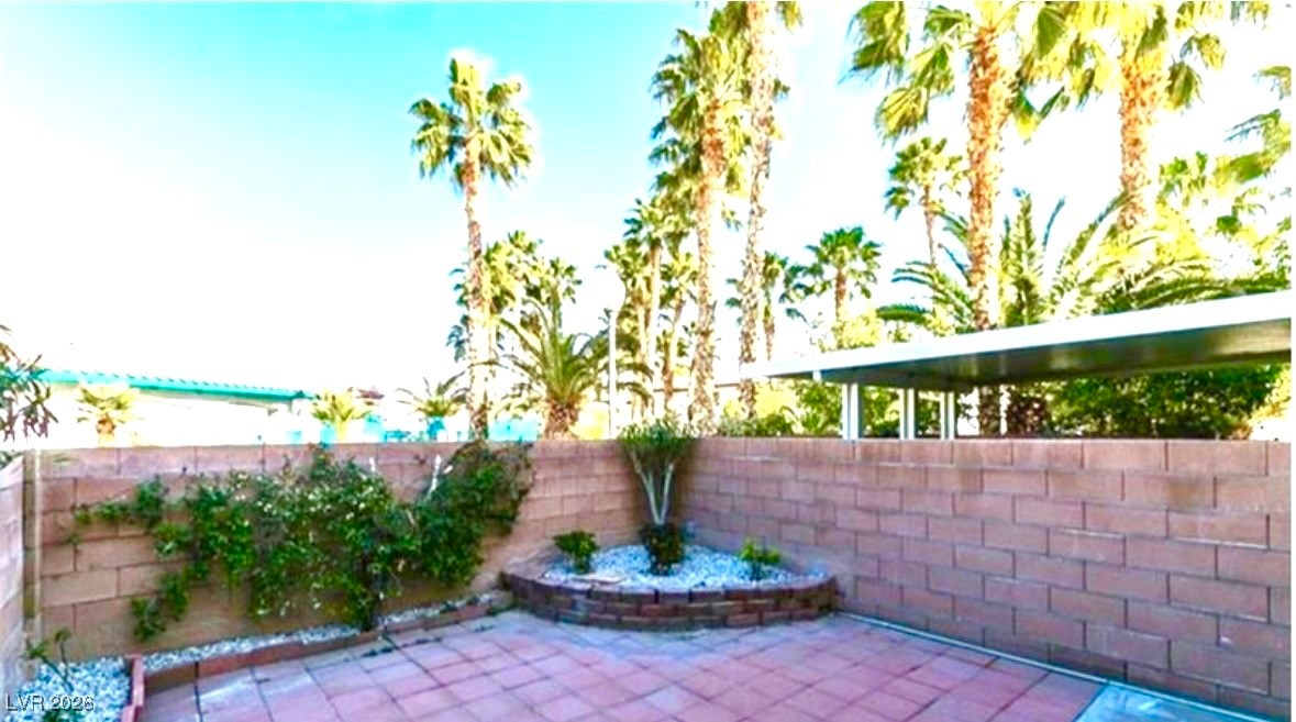 2744 Stars End Street Las Vegas NV 89108