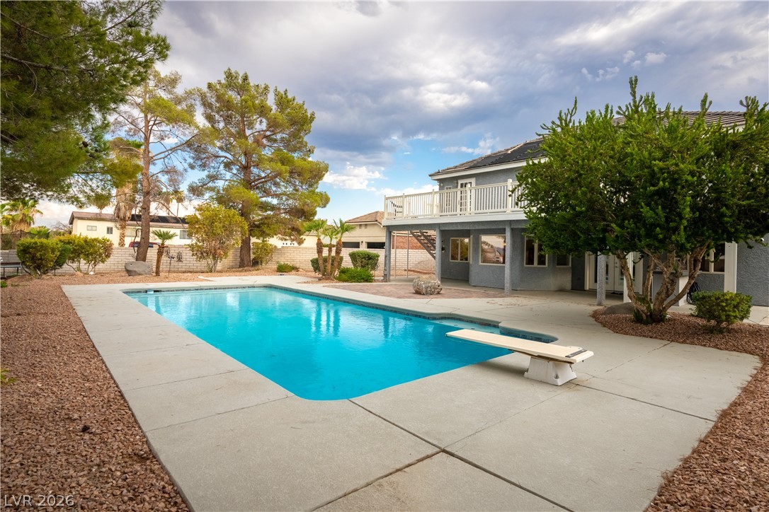 18 Hummingbird Circle Henderson NV 89014