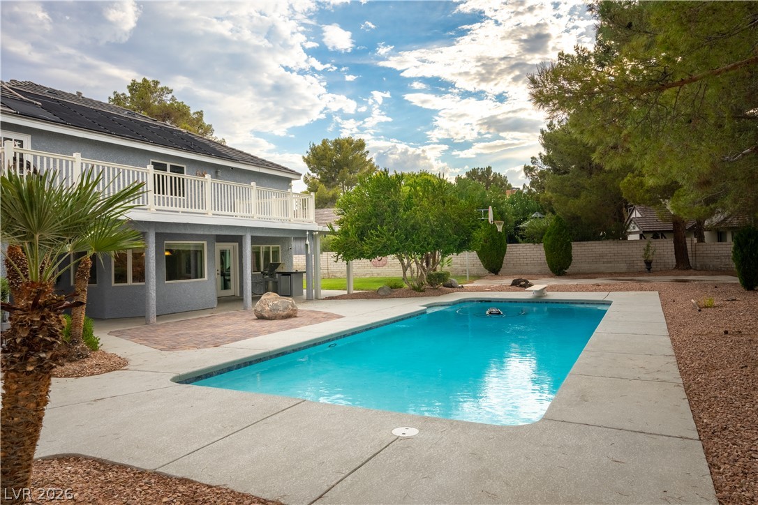 18 Hummingbird Circle Henderson NV 89014