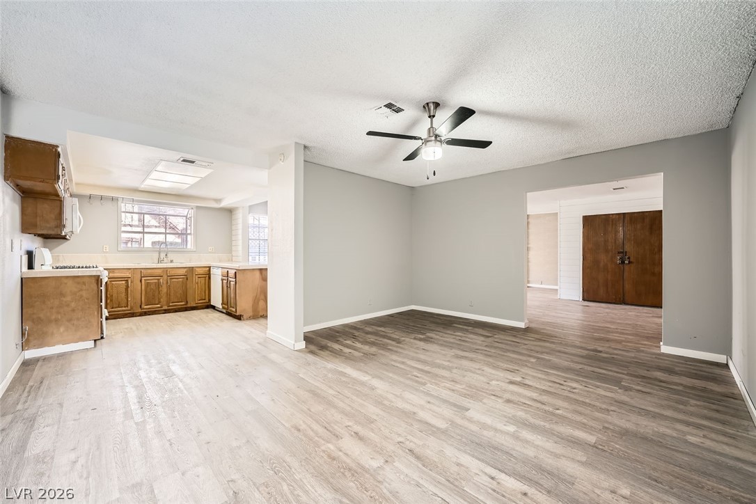 3954 Edgemoor Way Las Vegas NV 89121