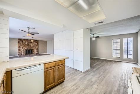3954 Edgemoor Way Las Vegas NV 89121