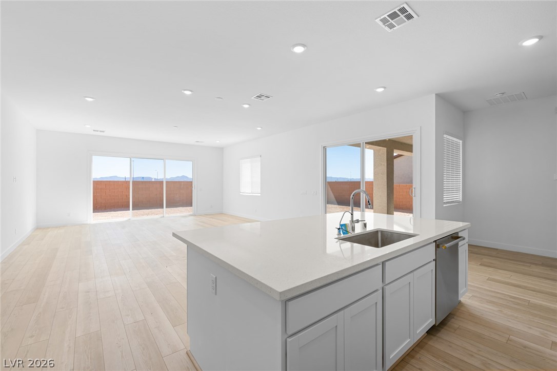 9992 Decano Ridge Street Las Vegas NV 89141