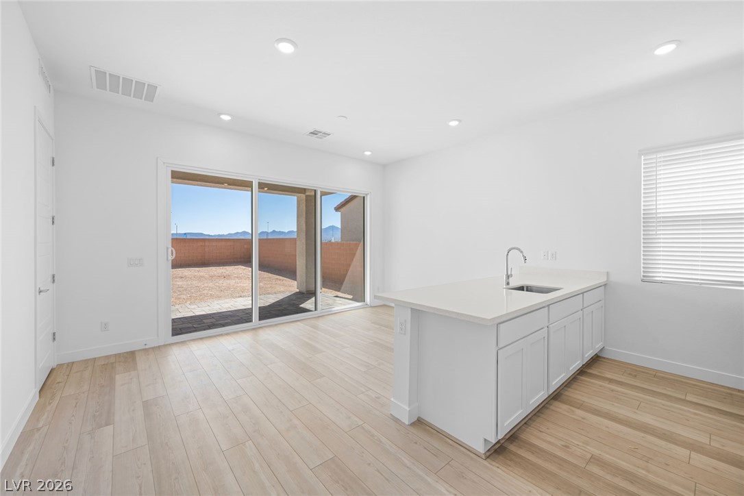 9992 Decano Ridge Street Las Vegas NV 89141