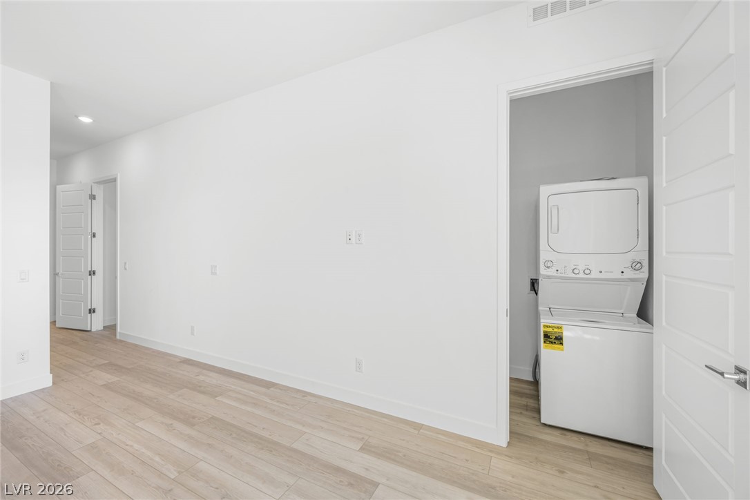 9992 Decano Ridge Street Las Vegas NV 89141