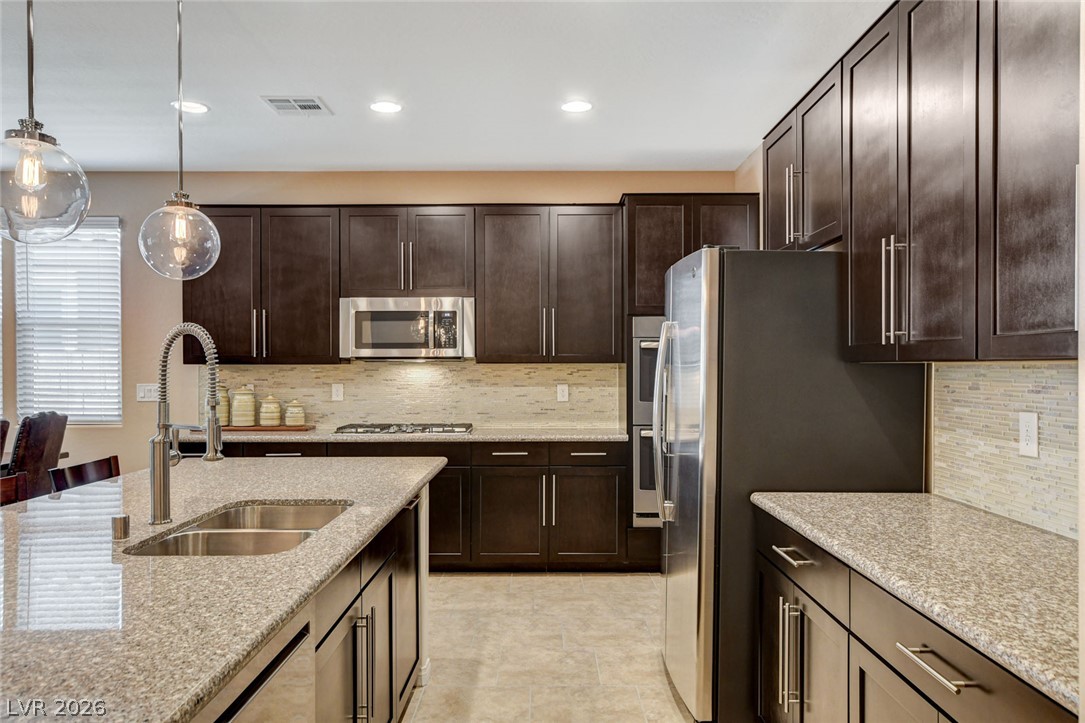 8057 Eve Rock Street Las Vegas NV 89166
