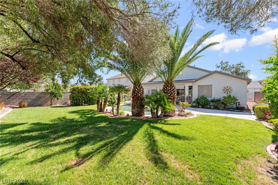 8405 Bonnie Blue Street Las Vegas NV 89143