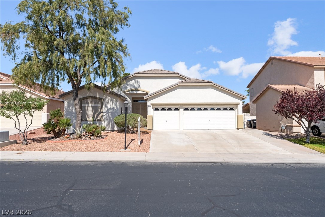 8405 Bonnie Blue Street Las Vegas NV 89143