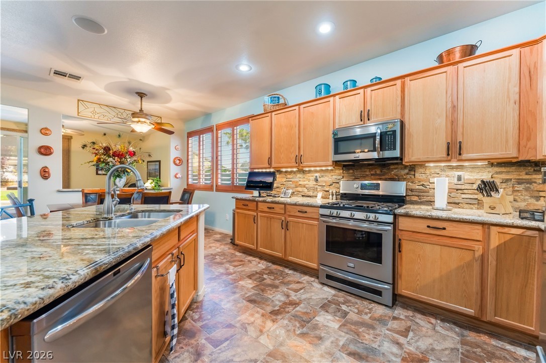 8405 Bonnie Blue Street Las Vegas NV 89143