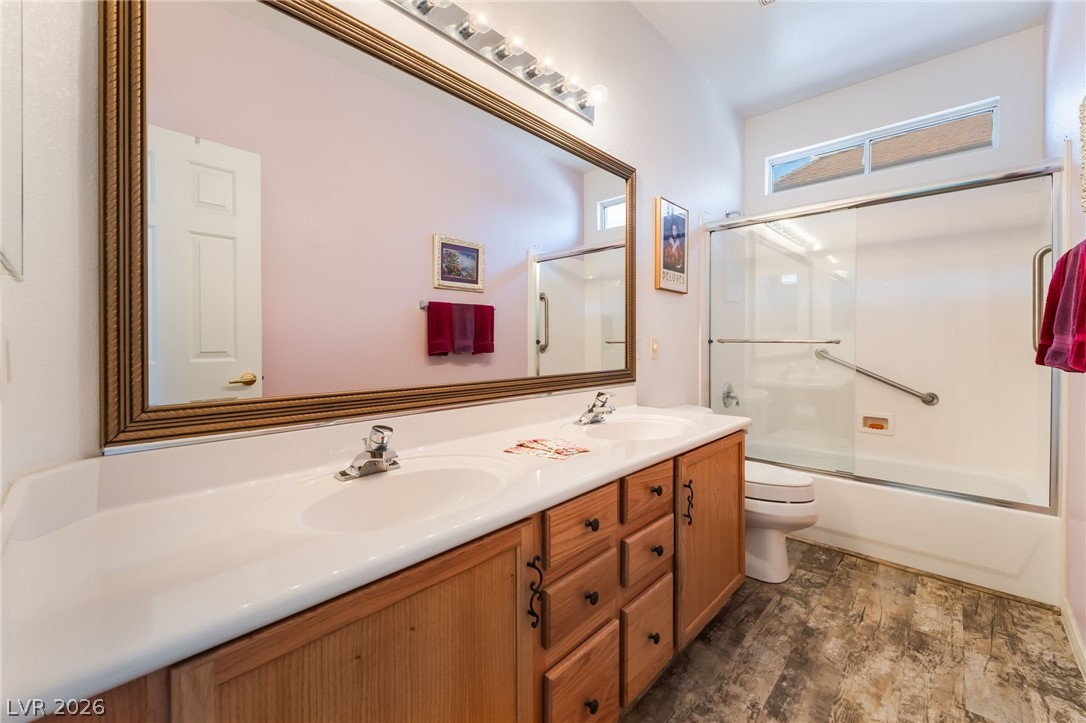 8405 Bonnie Blue Street Las Vegas NV 89143