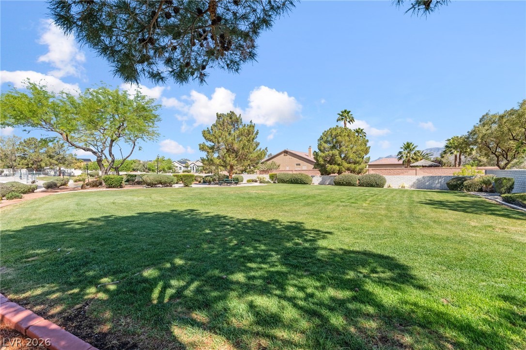 8405 Bonnie Blue Street Las Vegas NV 89143
