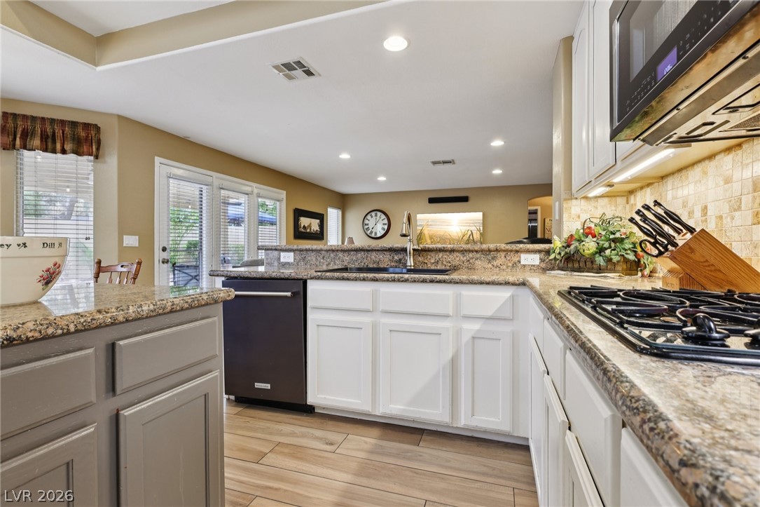 9421 Cedar Heights Avenue Las Vegas NV 89134