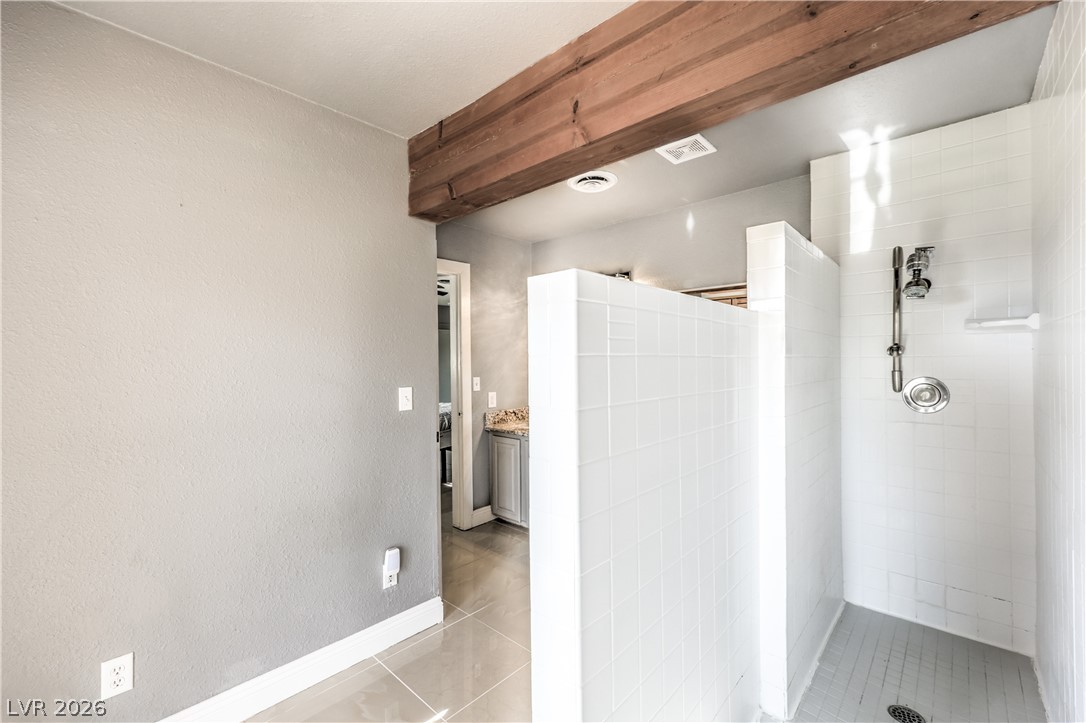 1916 Stonehaven Drive Las Vegas NV 89108