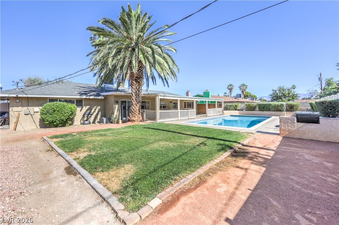 1916 Stonehaven Drive Las Vegas NV 89108